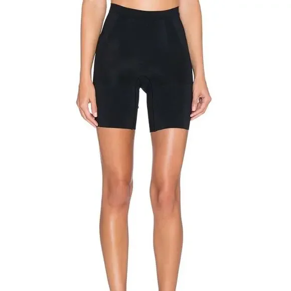 Spanx | OnCore Sculpt Mid-Thigh Short | Very Black | Size Small - Picture 1 of 10